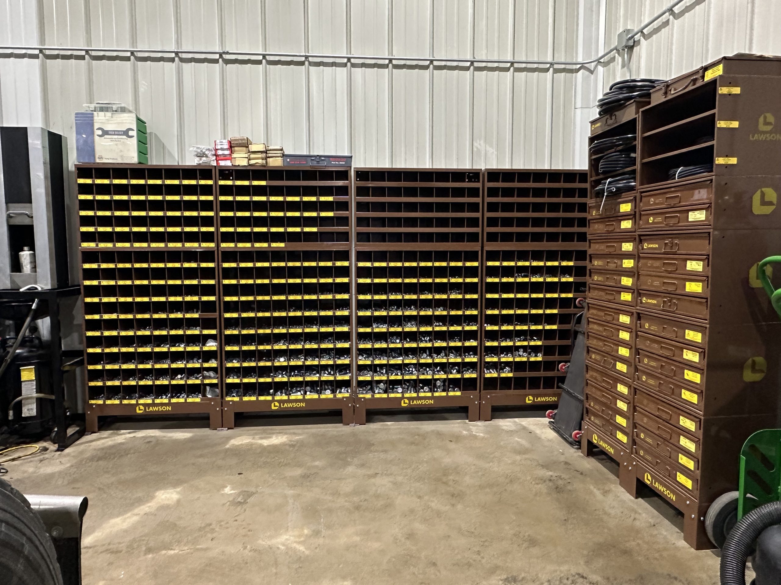 Bolts, nuts, washers, and airline fittings